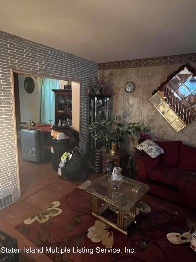 1679 Castleton Ave, Staten Island, NY 10302 - photo 3