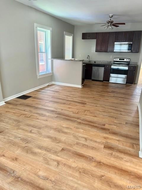 3008 Henrietta St, Saint Louis, MO 63104 - photo 2