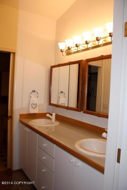 Master vanities