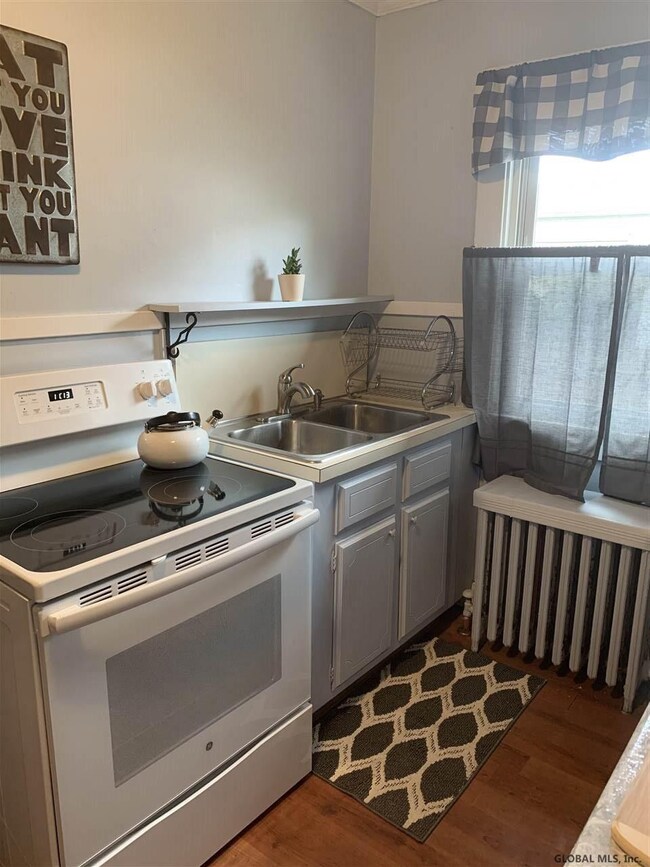 2130 Robinwood Ave, Schenectady, NY 12306 - photo 7