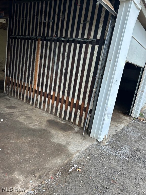 422 Grove Aly, East Liverpool, OH 43920 - photo 6