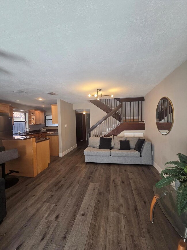 2530 NE 9th St unit 1, Fort Lauderdale, FL 33304 - photo 5