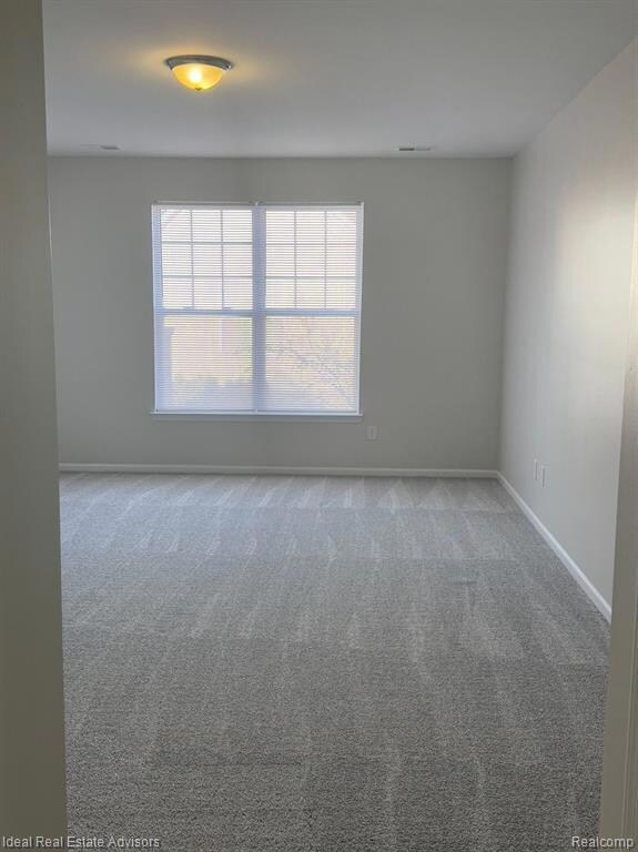 10274 Crossview Trail, Howell, MI 48855 - photo 6