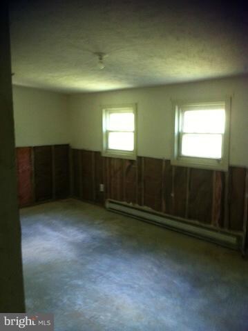 1314 Queens Hwy, Front Royal, VA 22630 - photo 2