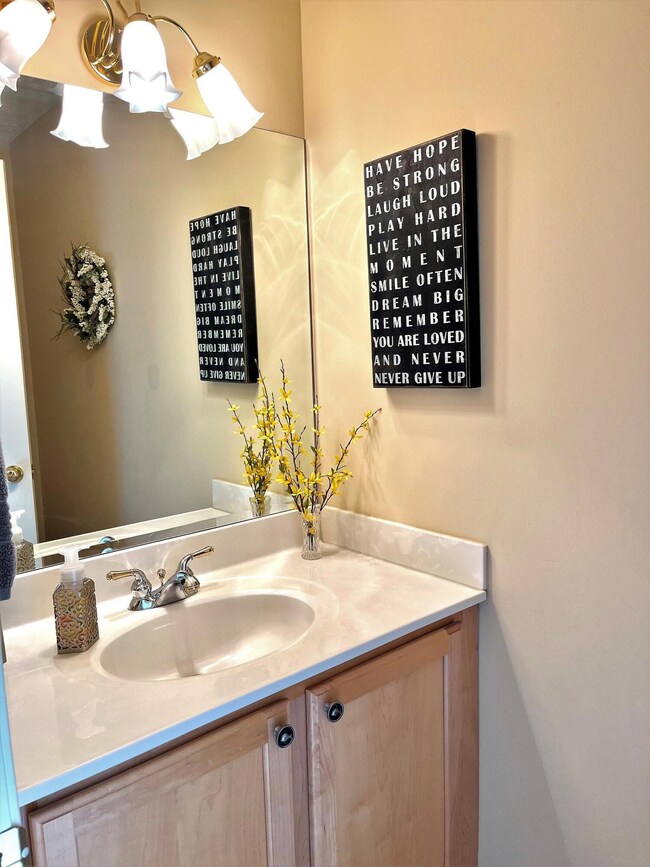 TEMPLE C-4 HALF BATH