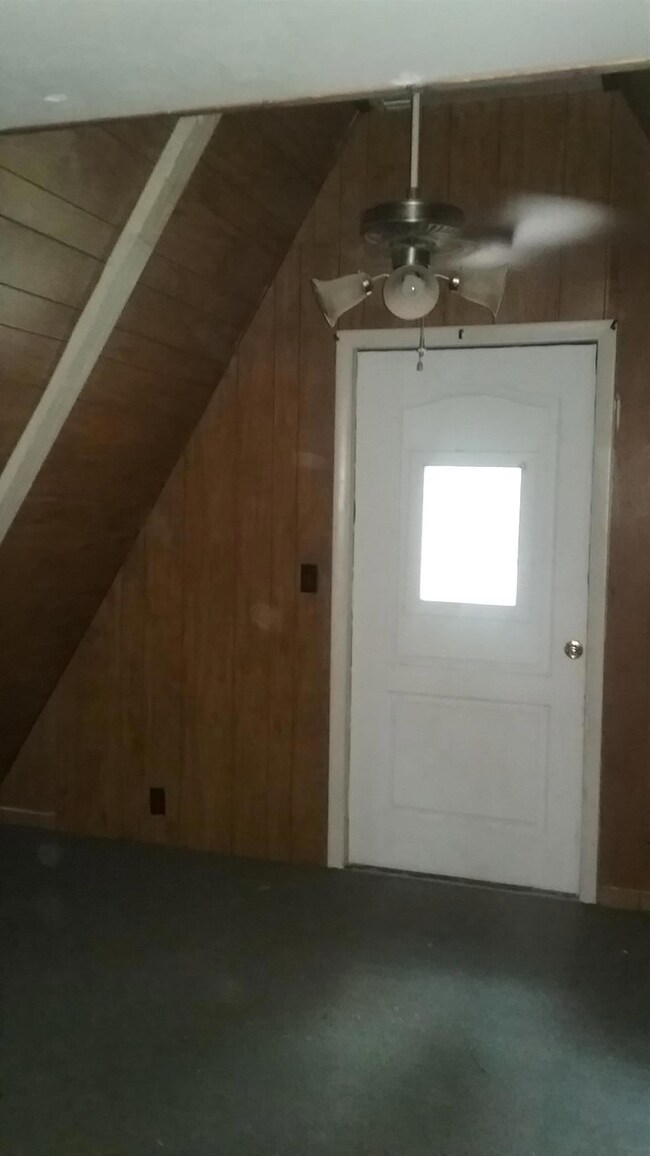 89 Chalet Dr, Manchester, TN 37355 - photo 7