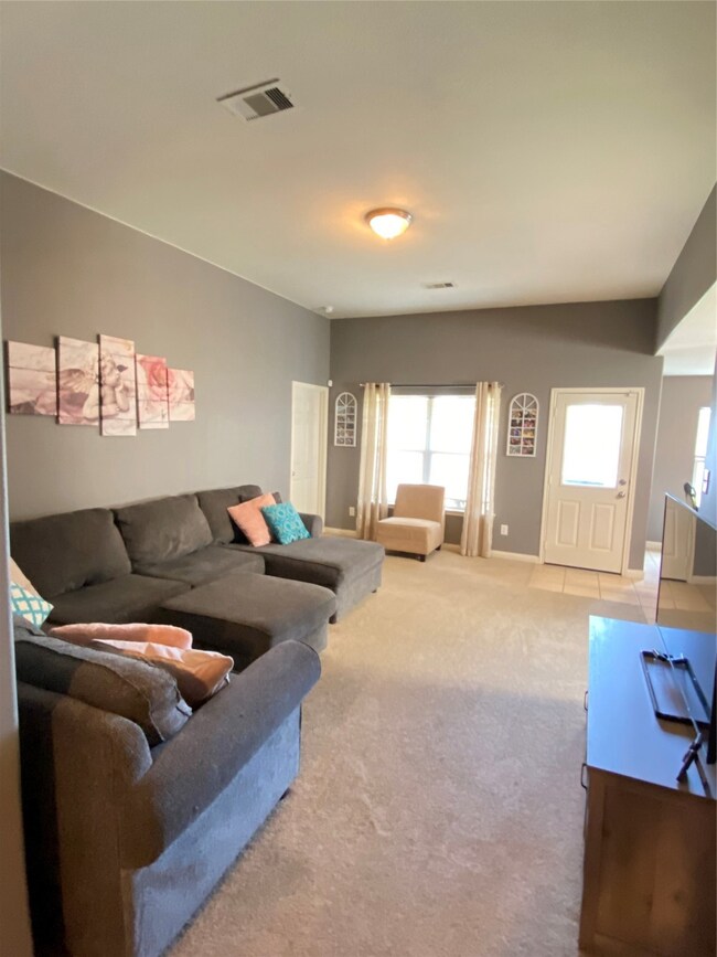 12227 Estelle Ln, Pinehurst, TX 77362 - photo 5