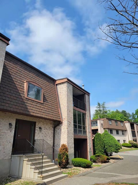 1 Greenbriar Dr unit 307, North Reading, MA 01864 - photo 3