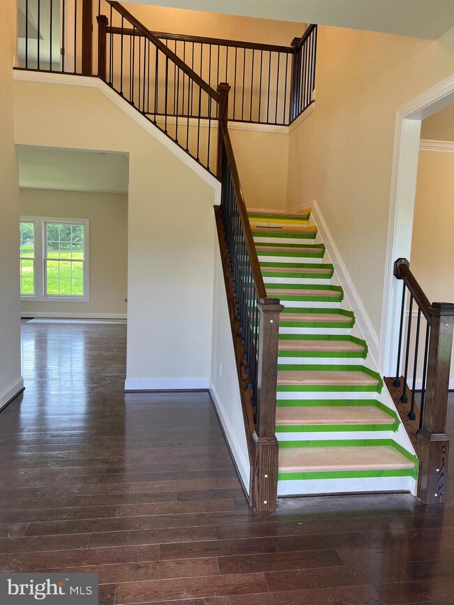 823 Nell, Sykesville, MD 21784 - photo 5