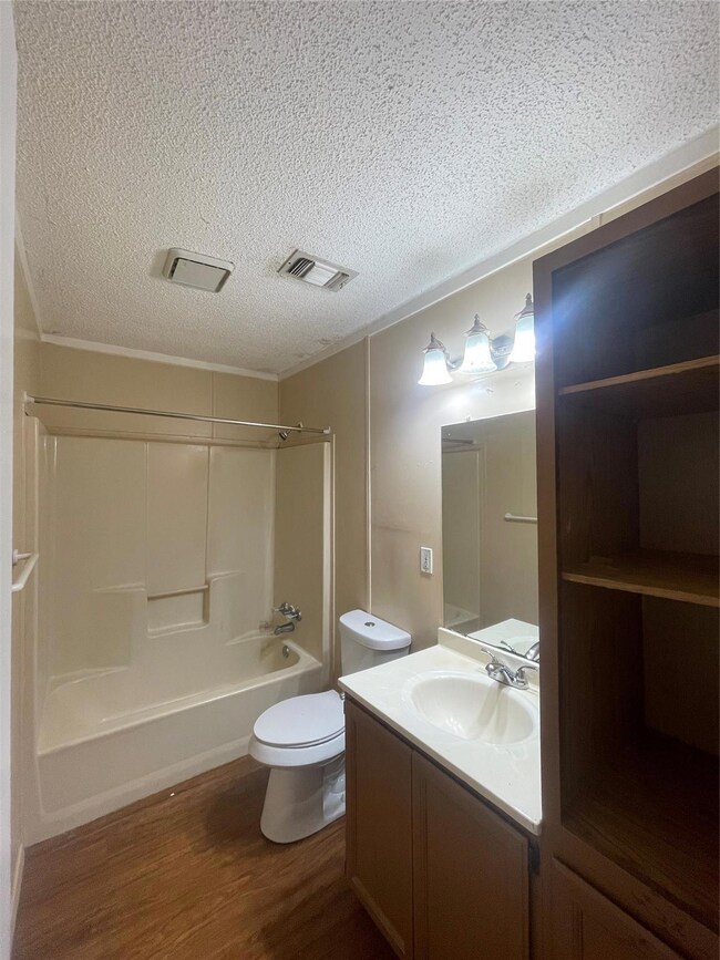 4217 Quail Ridge Ct, Granbury, TX 76049 - photo 4