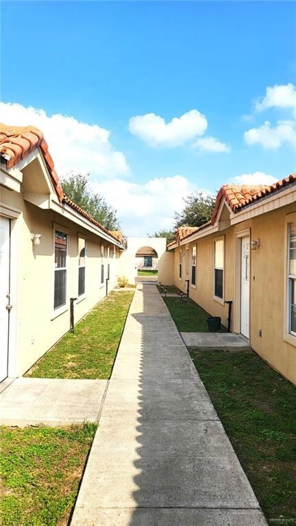 2504 Redbud Ave, McAllen, TX 78504 - photo 2