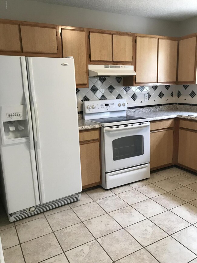 165 Brenda Dr, Jacksonville, NC 28546 - photo 6