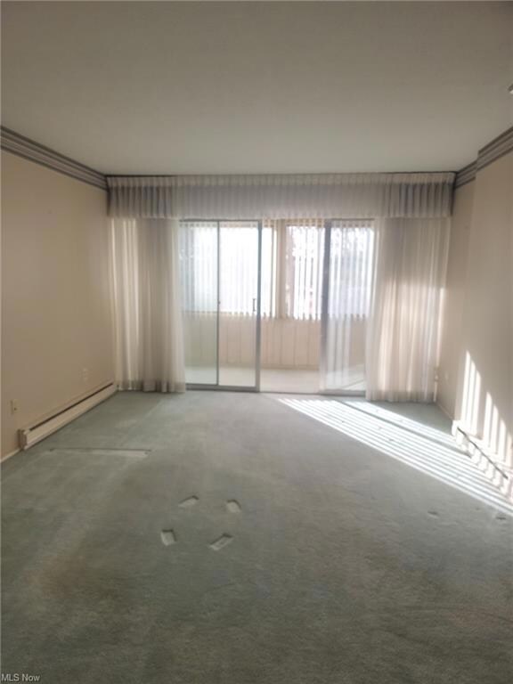 Living room / sunroom view