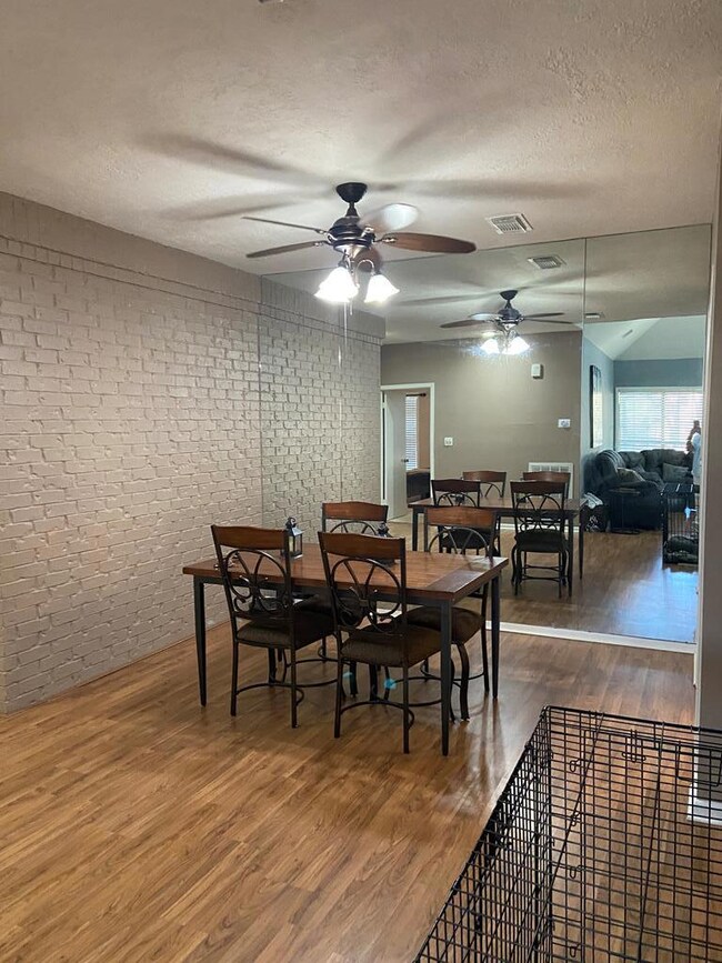 7 Valhalla Dr, Bay City, TX 77414 - photo 4