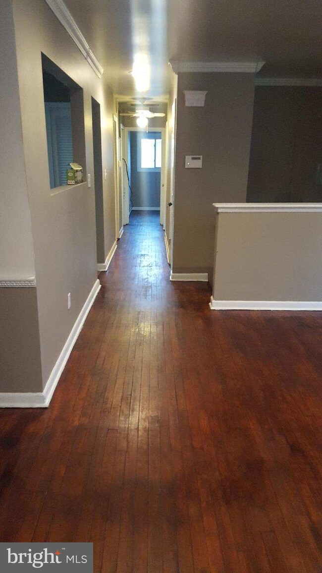 304 Elmleaf Ave, Capitol Heights, MD 20743 - photo 6