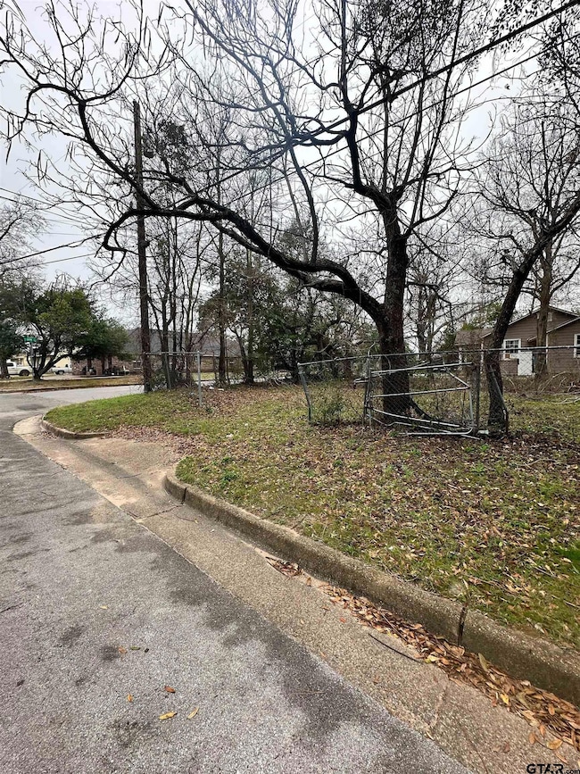 1103 S Academy Ave, Tyler, TX 75701 - photo 7