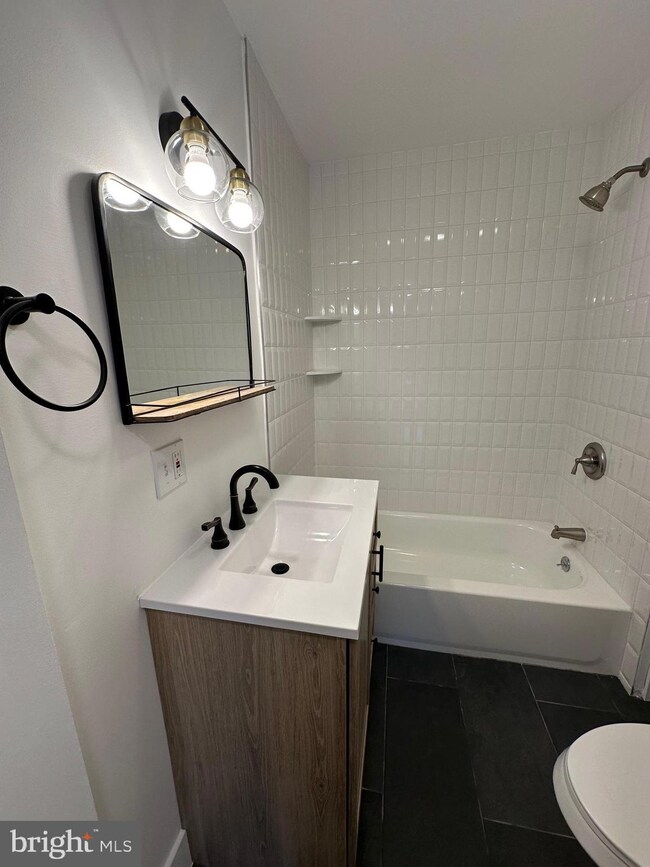 6336 Germantown Ave unit 3, Philadelphia, PA 19144 - photo 7