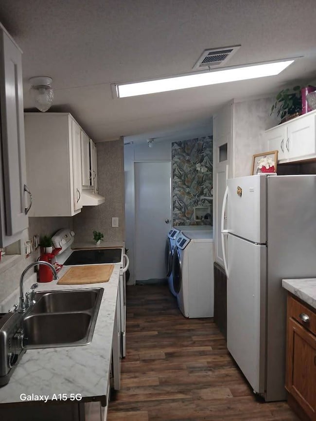 703 Royal Forest Dr, Auburndale, FL 33823 - photo 6