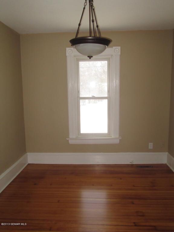 920 north main mantorville 011