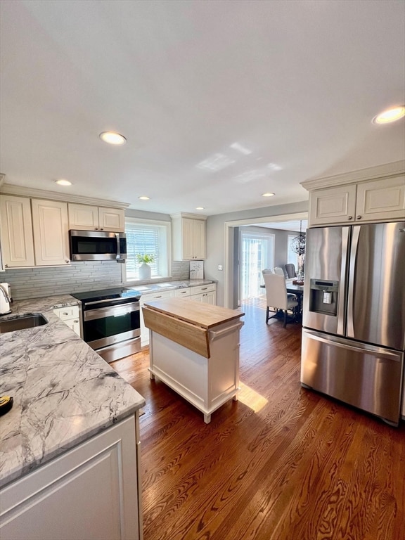 6 Highland Ave, Woburn, MA 01801 - photo 3