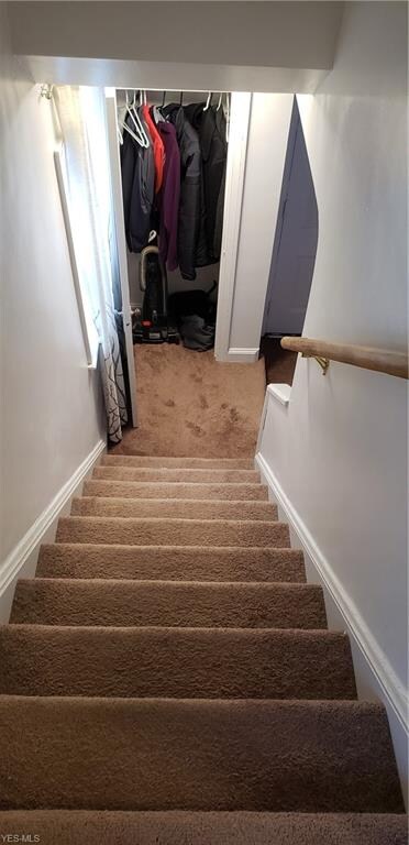 20103 Libby Rd, Maple Heights, OH 44137 - photo 2