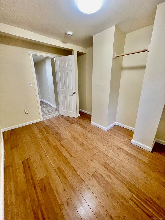 92 W Main St unit 4, Vernon, CT 06066 - photo 7