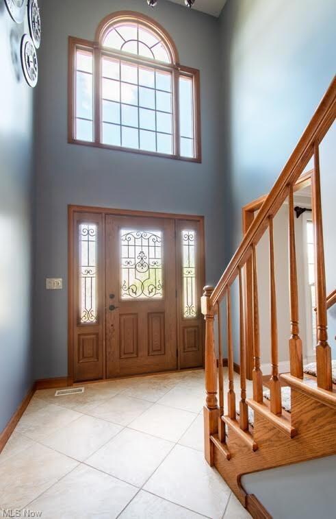 2-Story Foyer