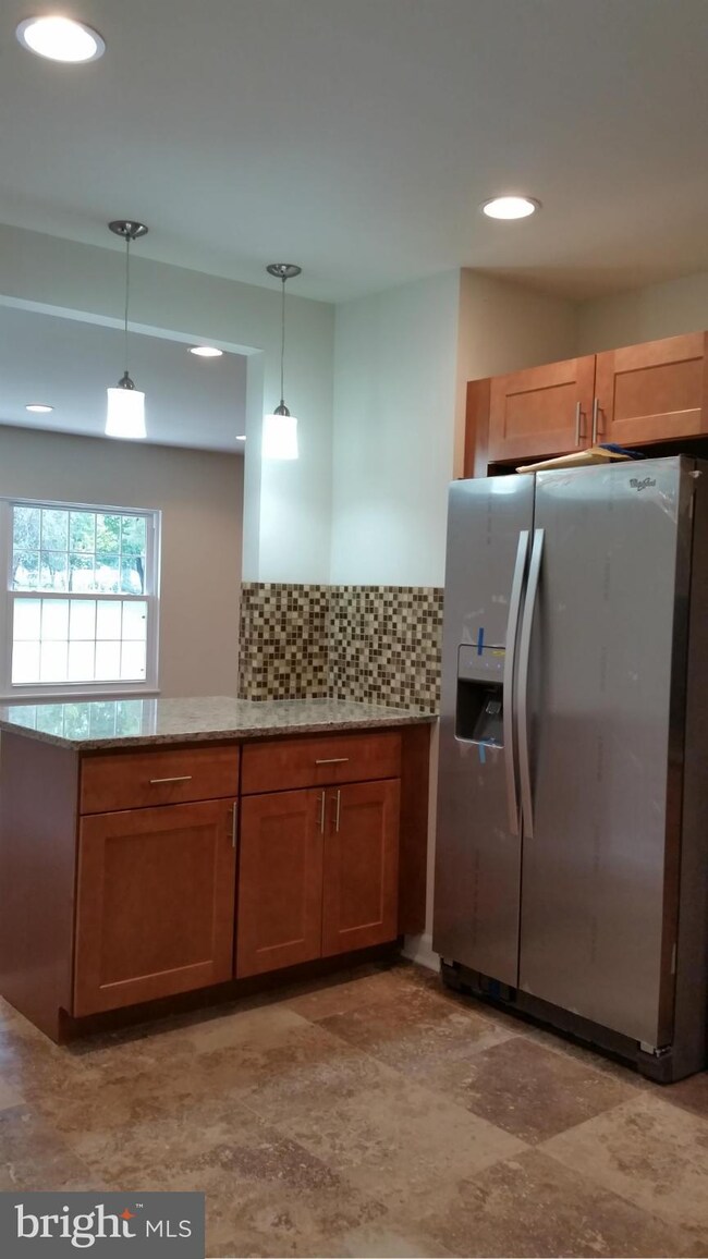 1213 Van Buren Dr, Fort Washington, MD 20744 - photo 7