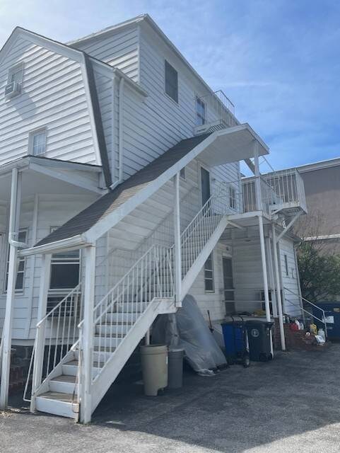 Entrance to Apt. 2