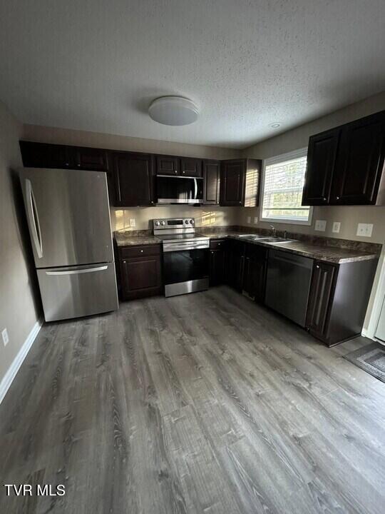 119 Amanda Ln, Bristol, TN 37620 - photo 3