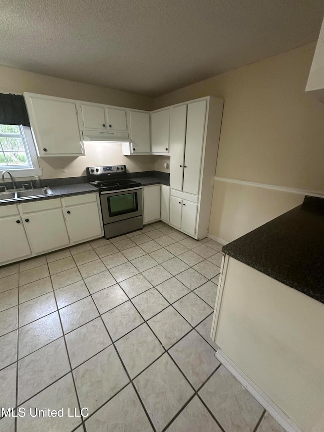 TUT KITCHEN 2