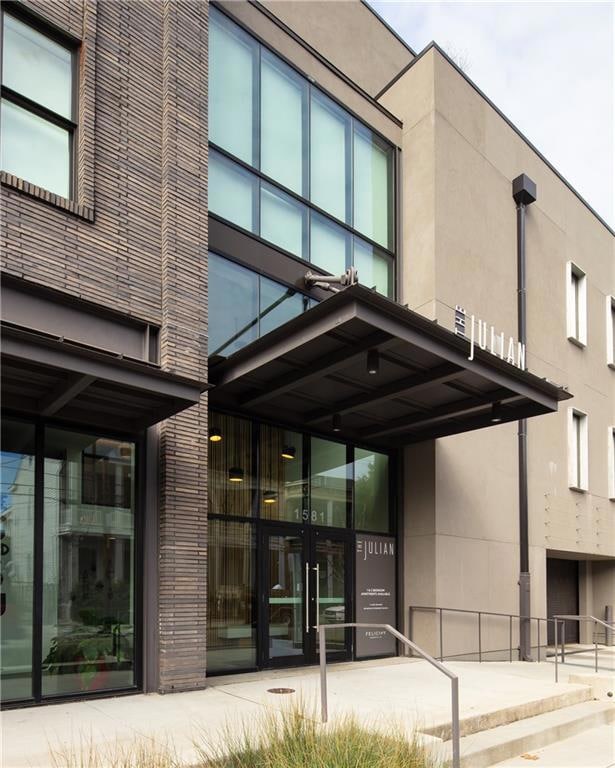 1581 Magazine St unit 202, New Orleans, LA 70130 - photo 2