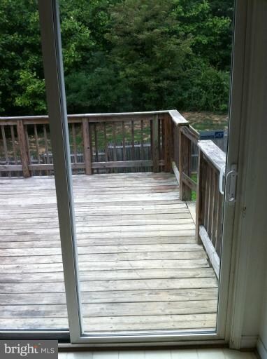 9248 Stream View Ln, Laurel, MD 20723 - photo 6