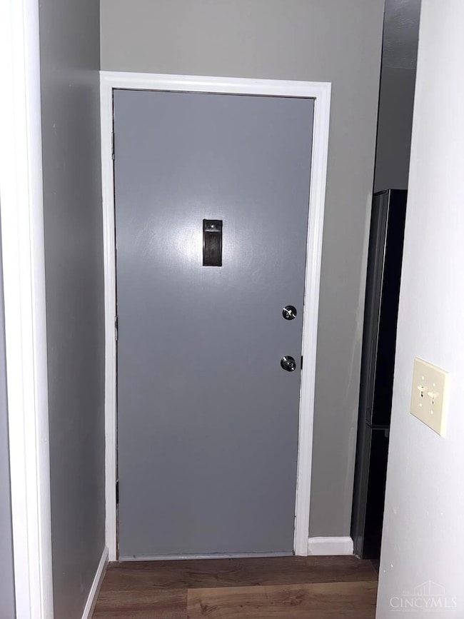 4901 Chalet Dr, Cincinnati, OH 45217 - photo 6