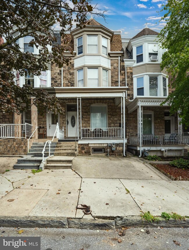 821 N 2nd St, Reading, PA 19601 - photo 2