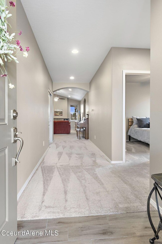7-web-or-mls-3222-galway-cir