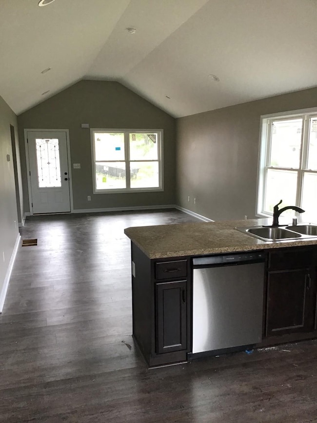 126 Bobby Jones Blvd, Frankfort, KY 40601 - photo 4