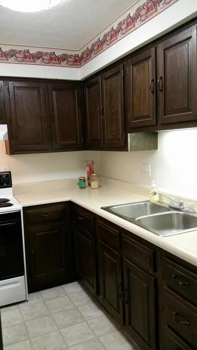 Kitchen right