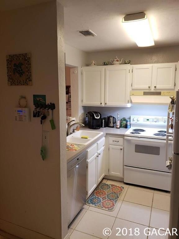 4518 SW 44 Ln, Gainesville, FL 32608 - photo 4