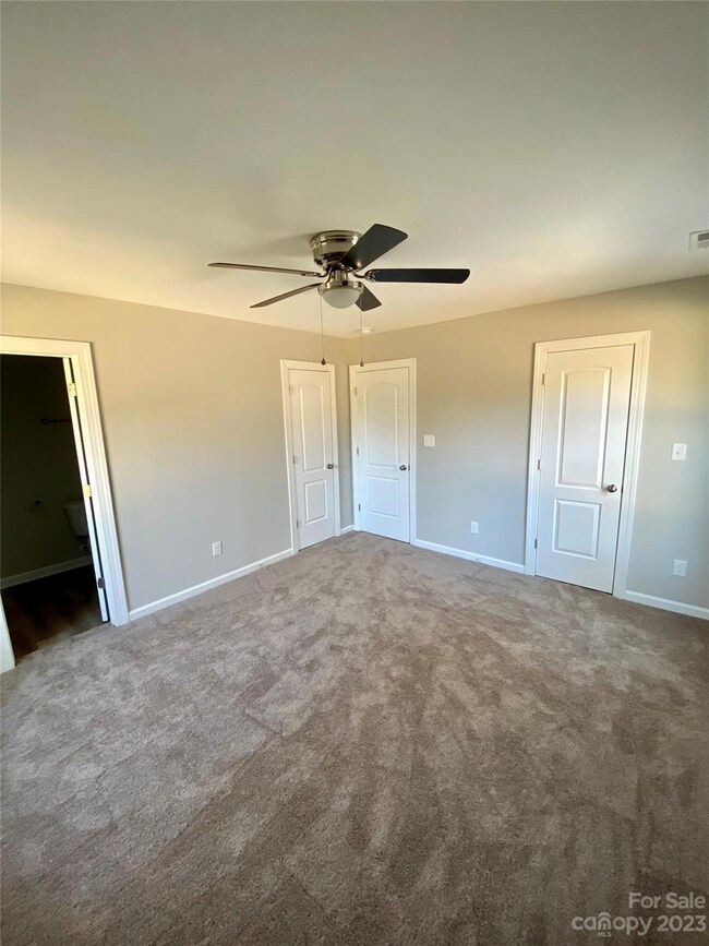 *PHOTOS ARE REPRESENTATIVE OF BUILD**