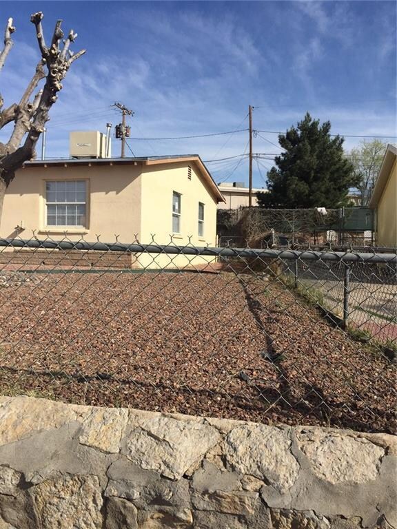 974 Cornelius Dr, El Paso, TX 79907 - photo 3