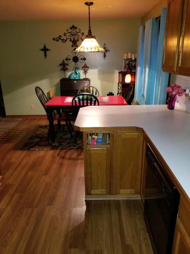 15228 3rd Dining Room