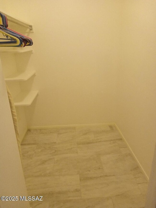 bedroom - closet - storage