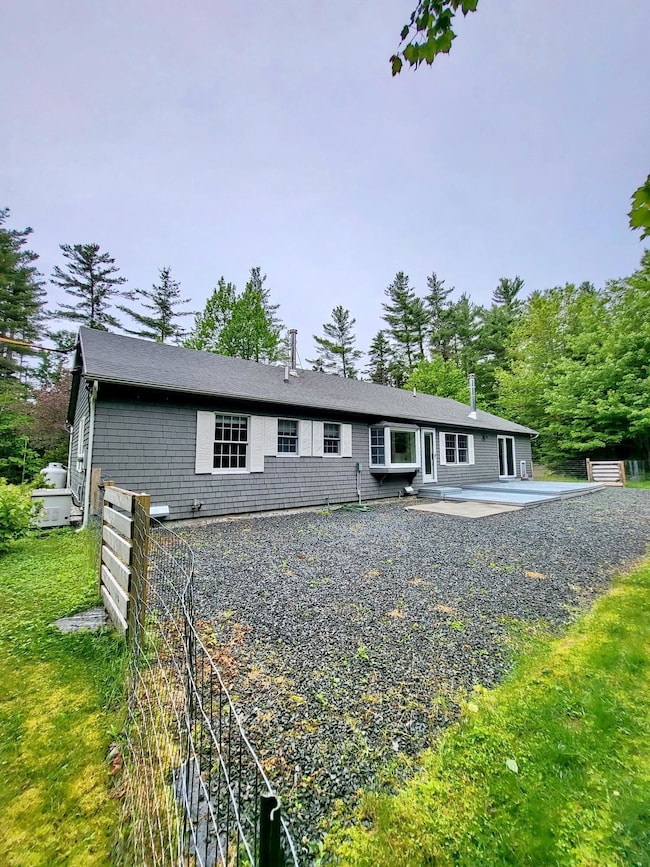 1470 Easton Valley Rd, Franconia, NH 03580 - photo 2