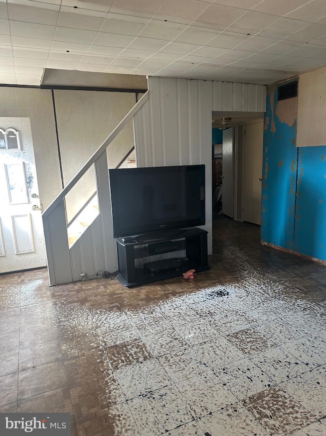 27 Walton Ave, Ewing, NJ 08618 - photo 4