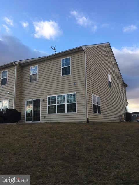 1230 Emilys Ct, Greencastle, PA 17225 - photo 7