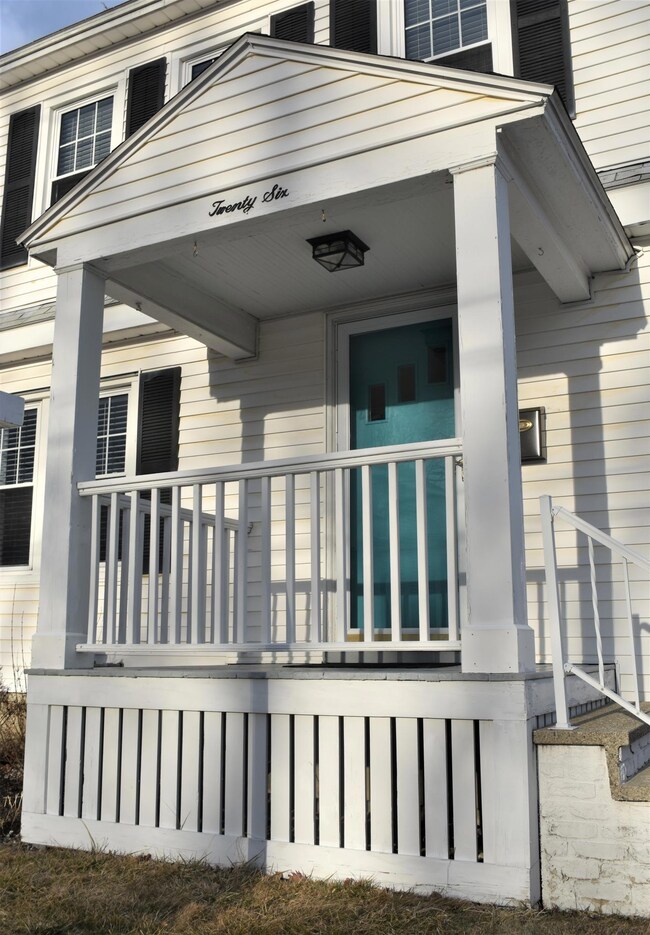 26 Morse St, South Portland, ME 04106 - photo 3