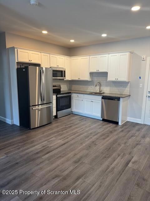 424 Circle Dr, Taylor, PA 18517 - photo 7