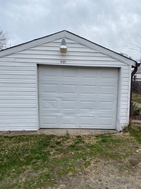 4121 E 21st St, Indianapolis, IN 46218 - photo 4