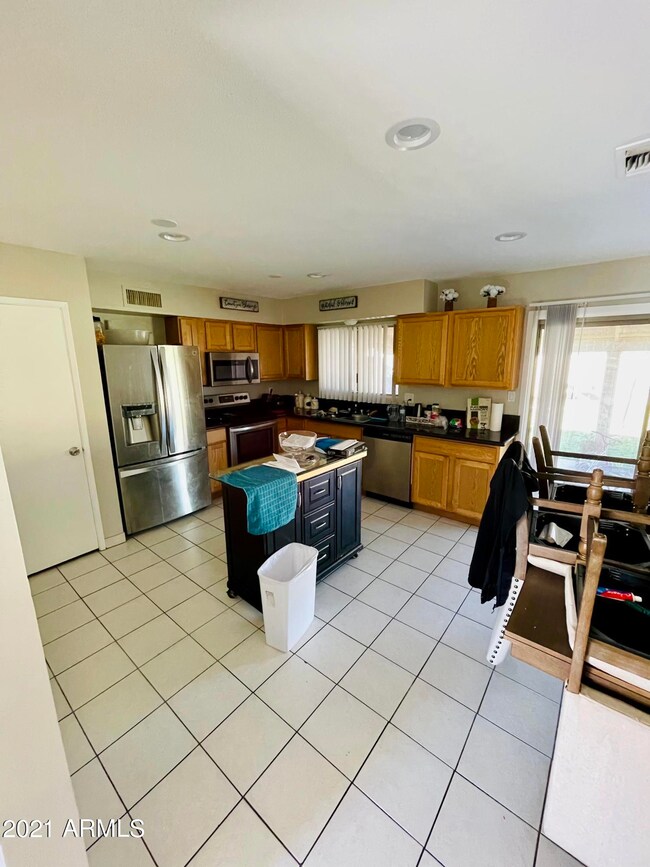 3402 N 39th Ave, Phoenix, AZ 85019 - photo 7